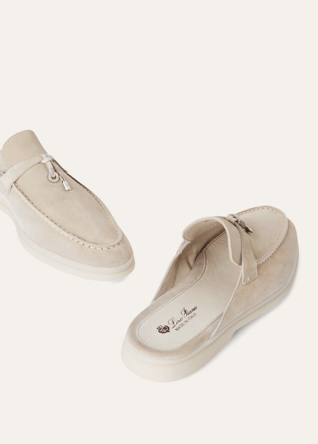 Babouche Charms Walk Goatskin Moccasin - Linen D746