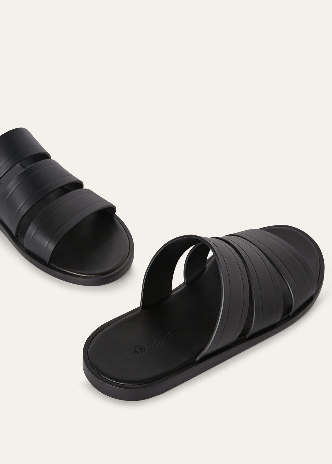 Naha calfskin sandal - Black 8000